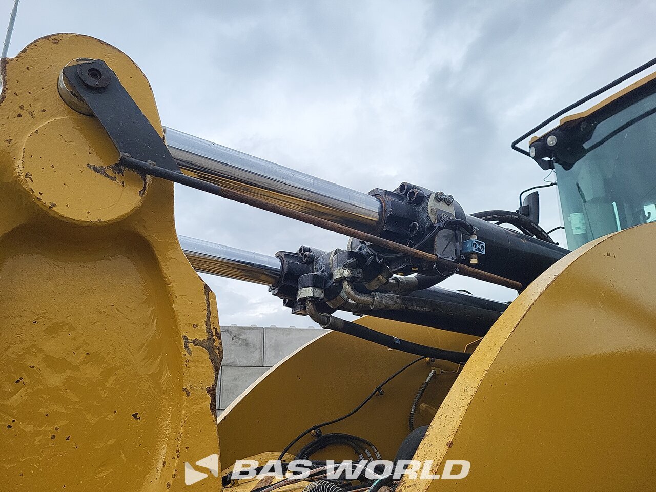 Other : Caterpillar 982 M Chargeuse sur pneus