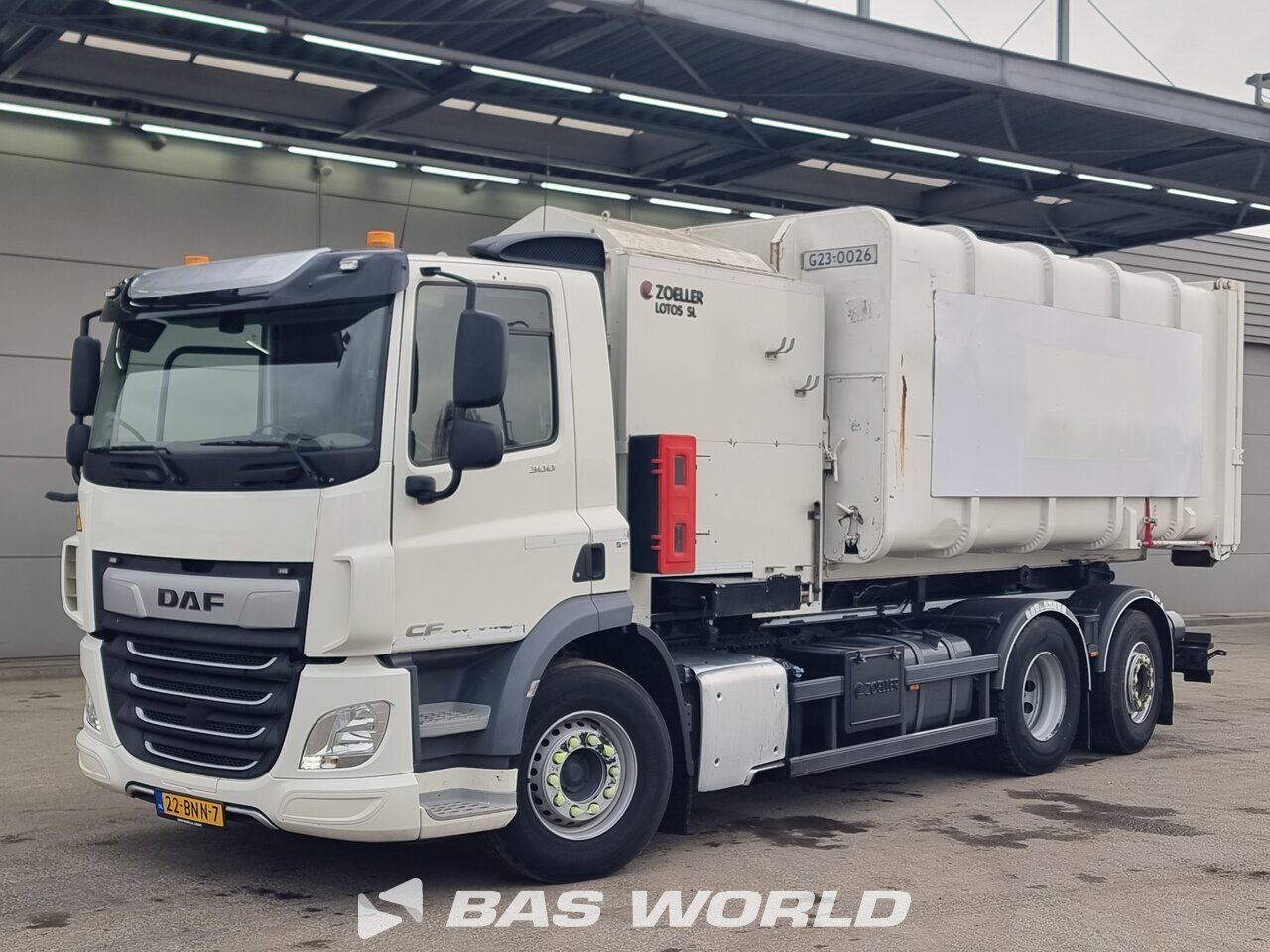 Front left : DAF CF 300 6X2 Translift Camion d'ordures