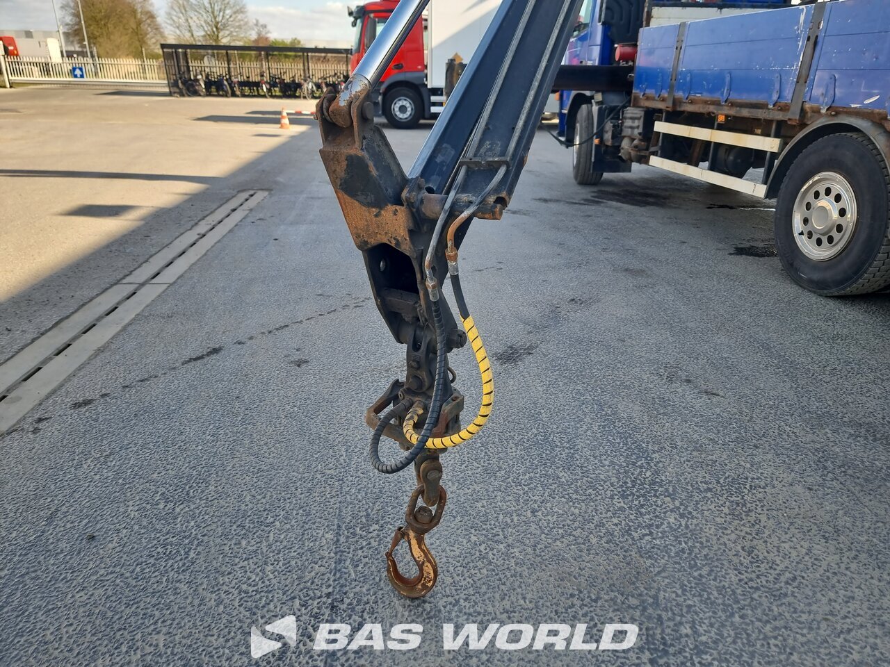 Other : Volvo FM 330 6X2 Camion plateaux