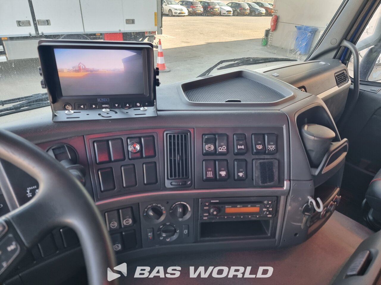 Other : Volvo FM 330 6X2 Camion plateaux