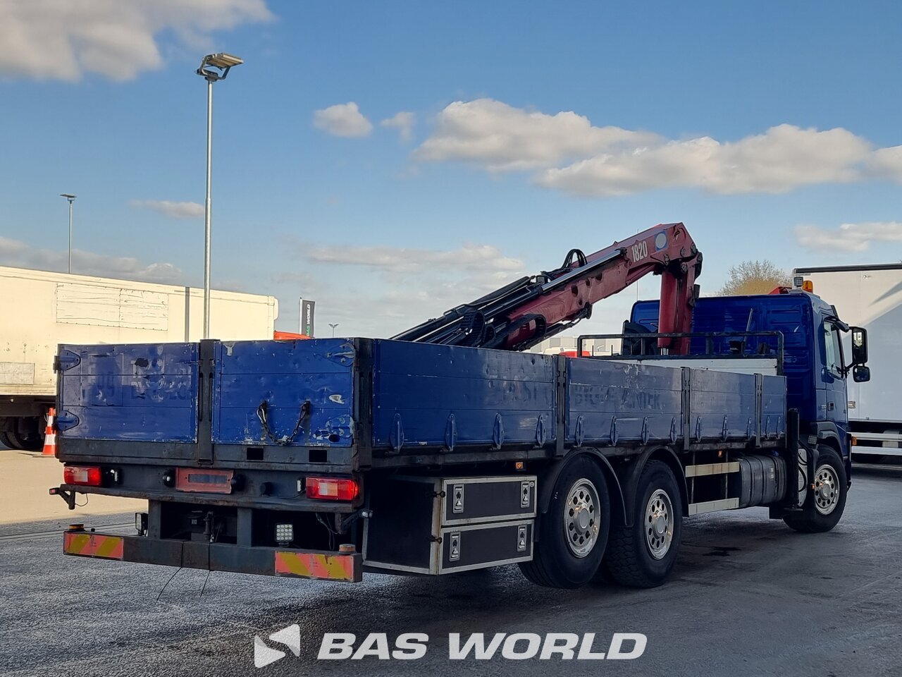 Other : Volvo FM 330 6X2 Camion plateaux