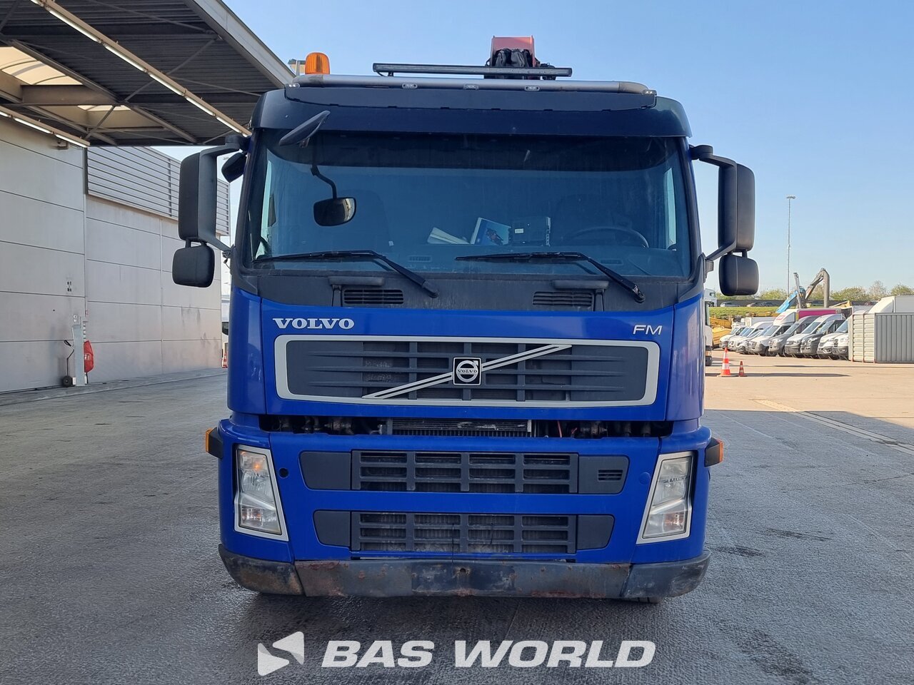Other : Volvo FM 330 6X2 Camion plateaux