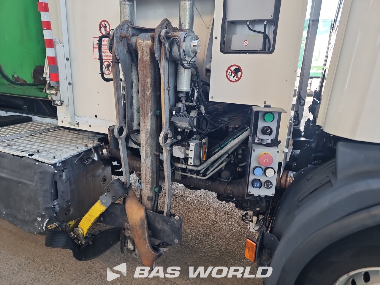 Other : Scania P280 6X2 Translift Kettingsysteem camion à bras