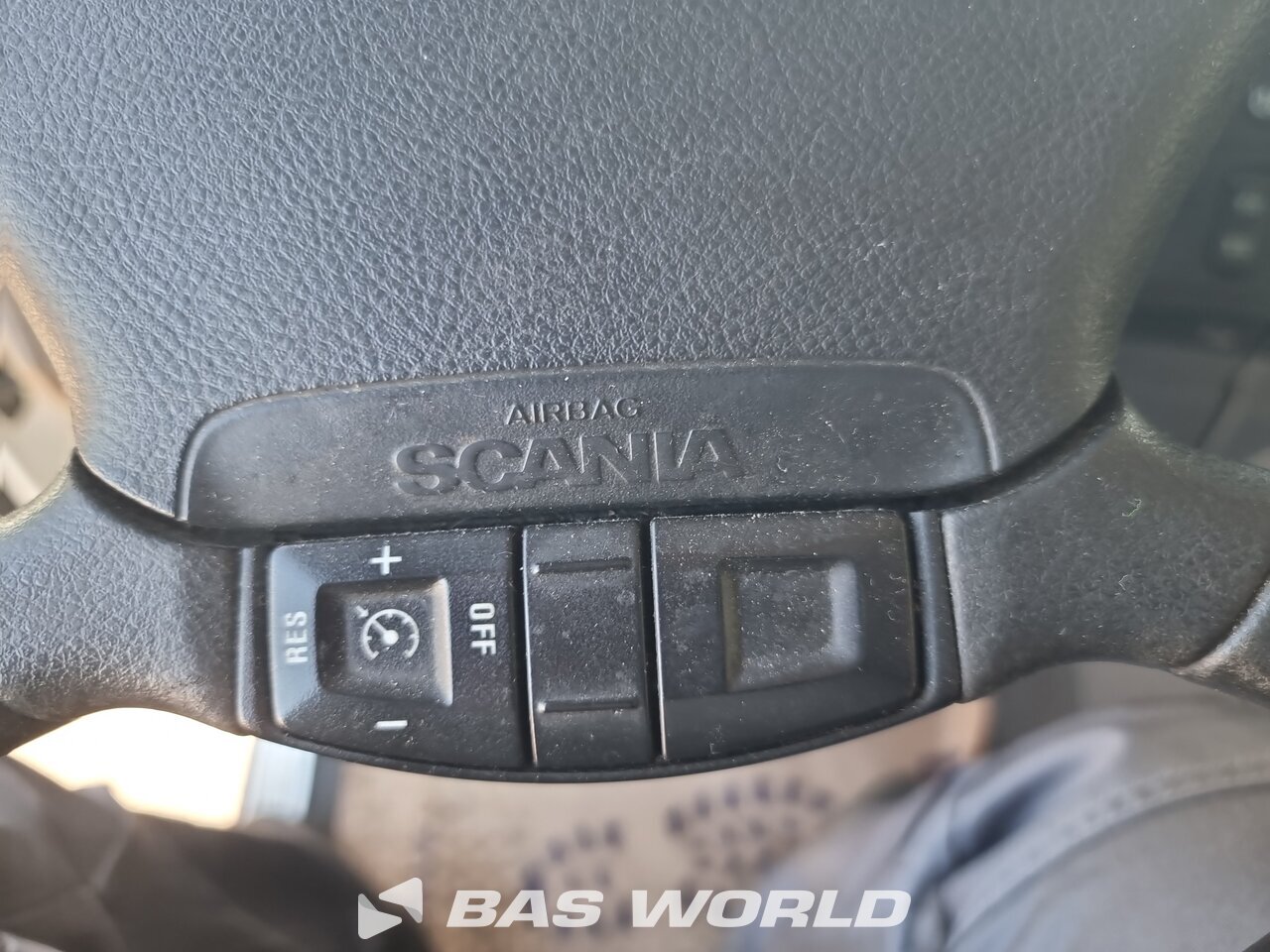 Other : Scania P280 6X2 camion à bras