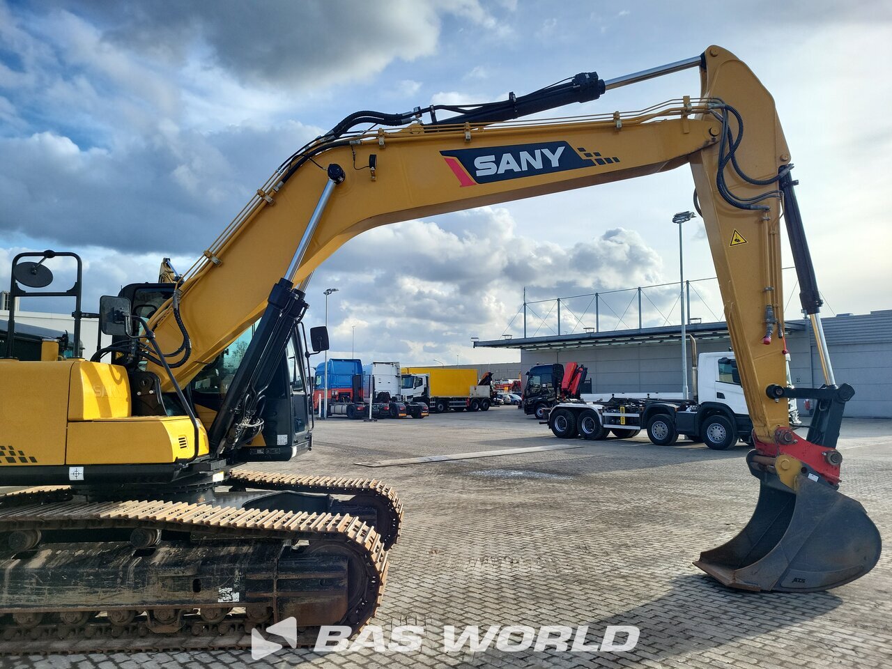 Other : Sany SY215 C Pelle sur chenilles