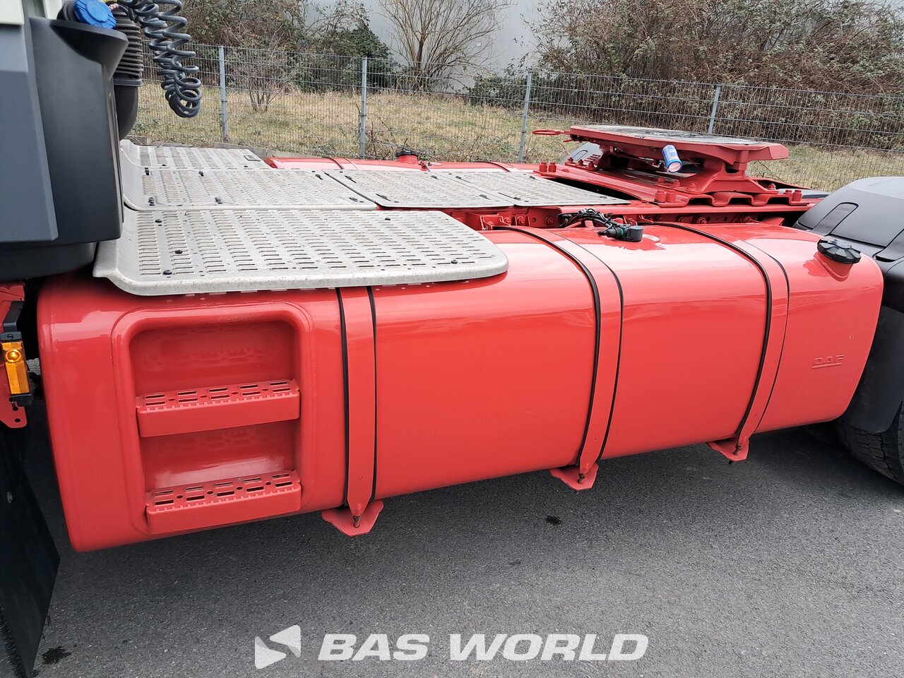 Fuel tanks : DAF XF 530 4X2 Tracteur routier