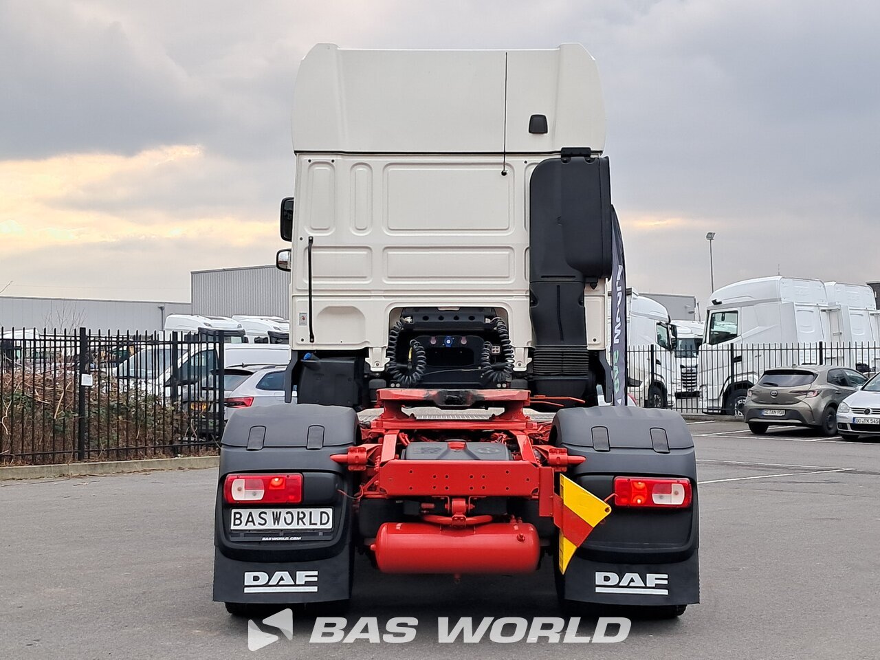 Back : DAF XF 530 4X2 Tracteur routier