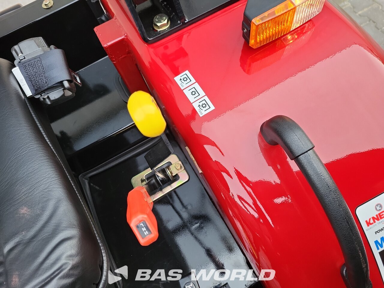 Back : Knegt 304G2E Tracteur