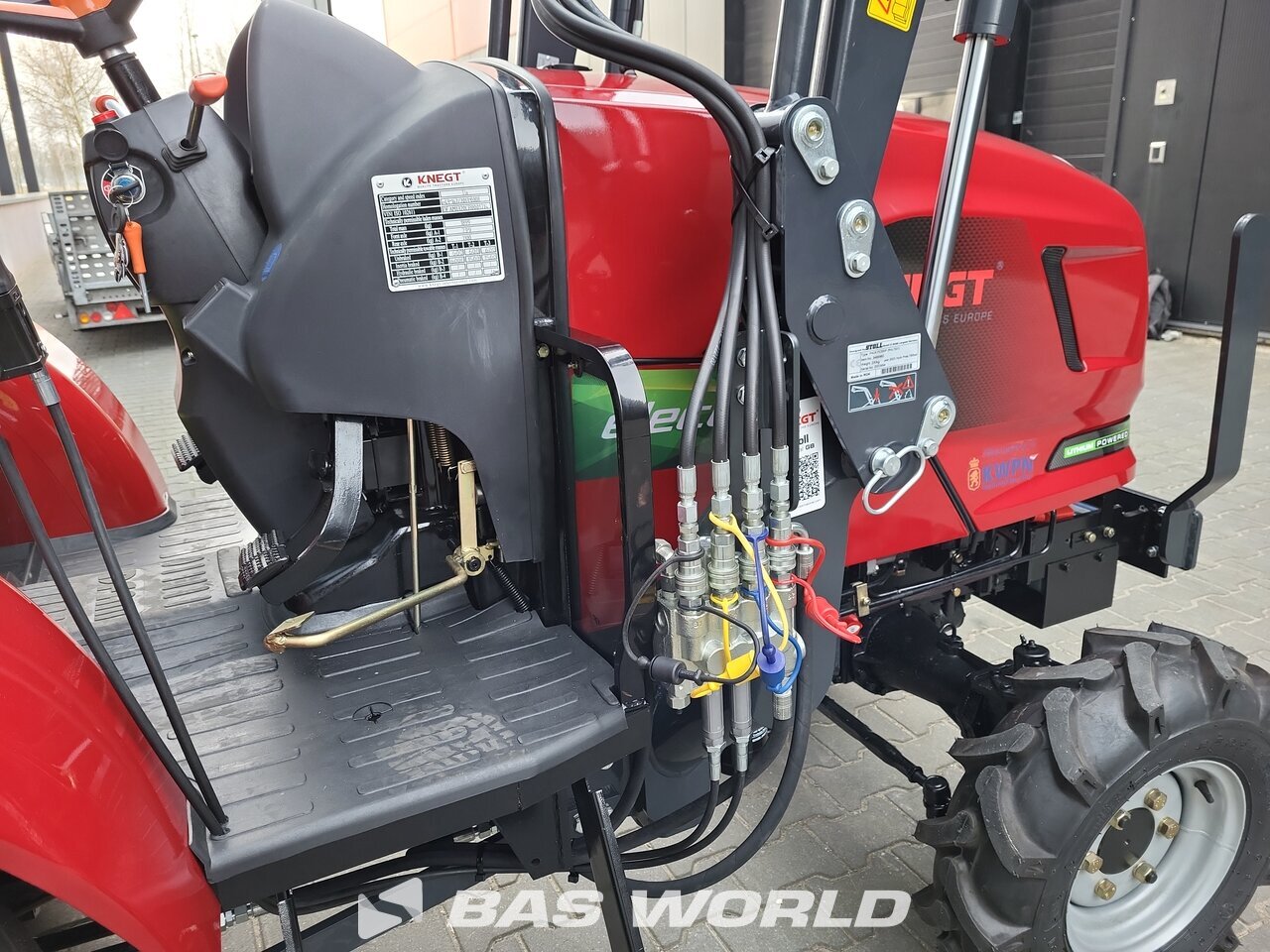 Other : Knegt 304G2E Tracteur