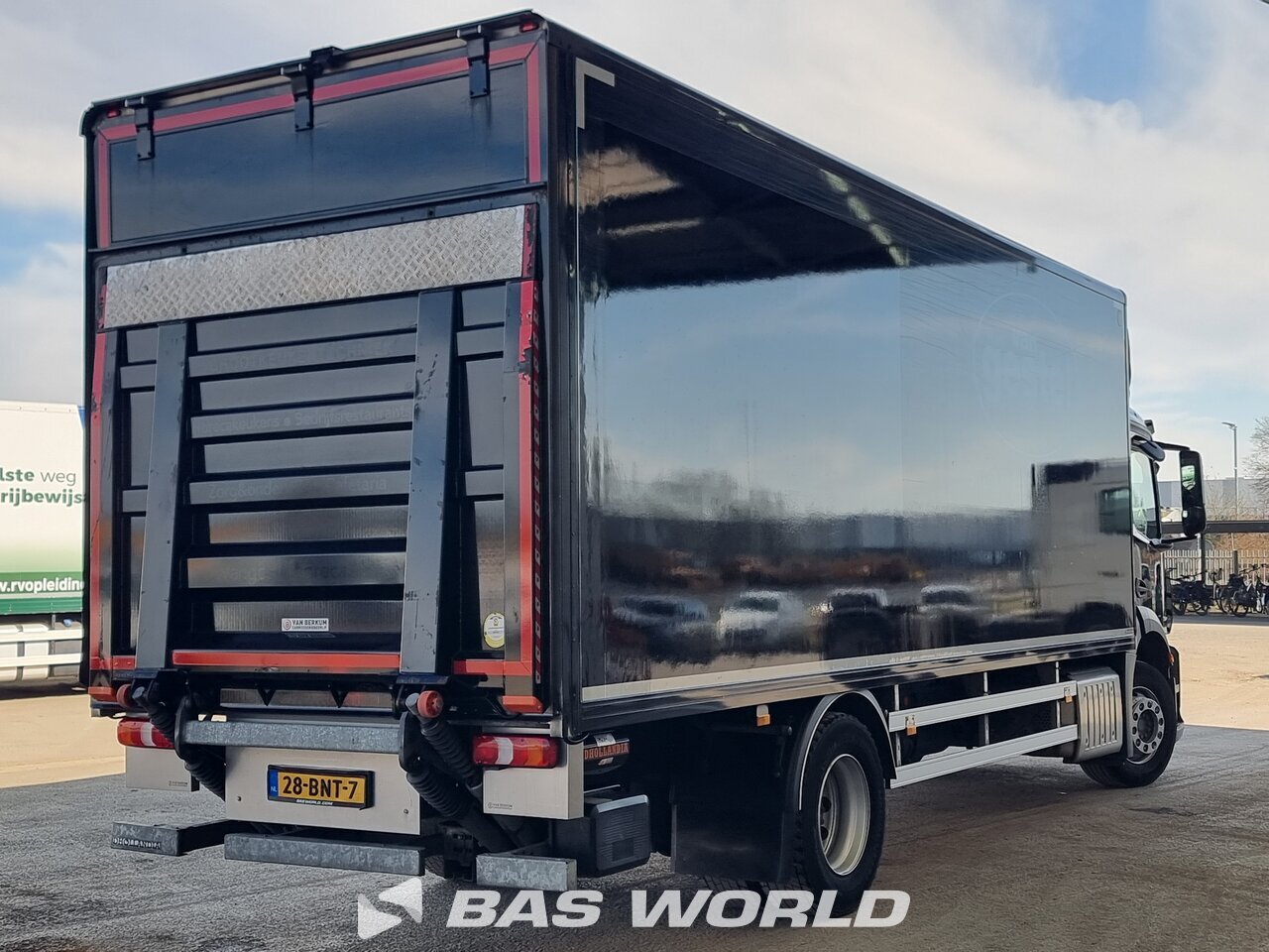 Other : Mercedes Antos 1824 4X2 Van Berkum Carrosseries fourgons