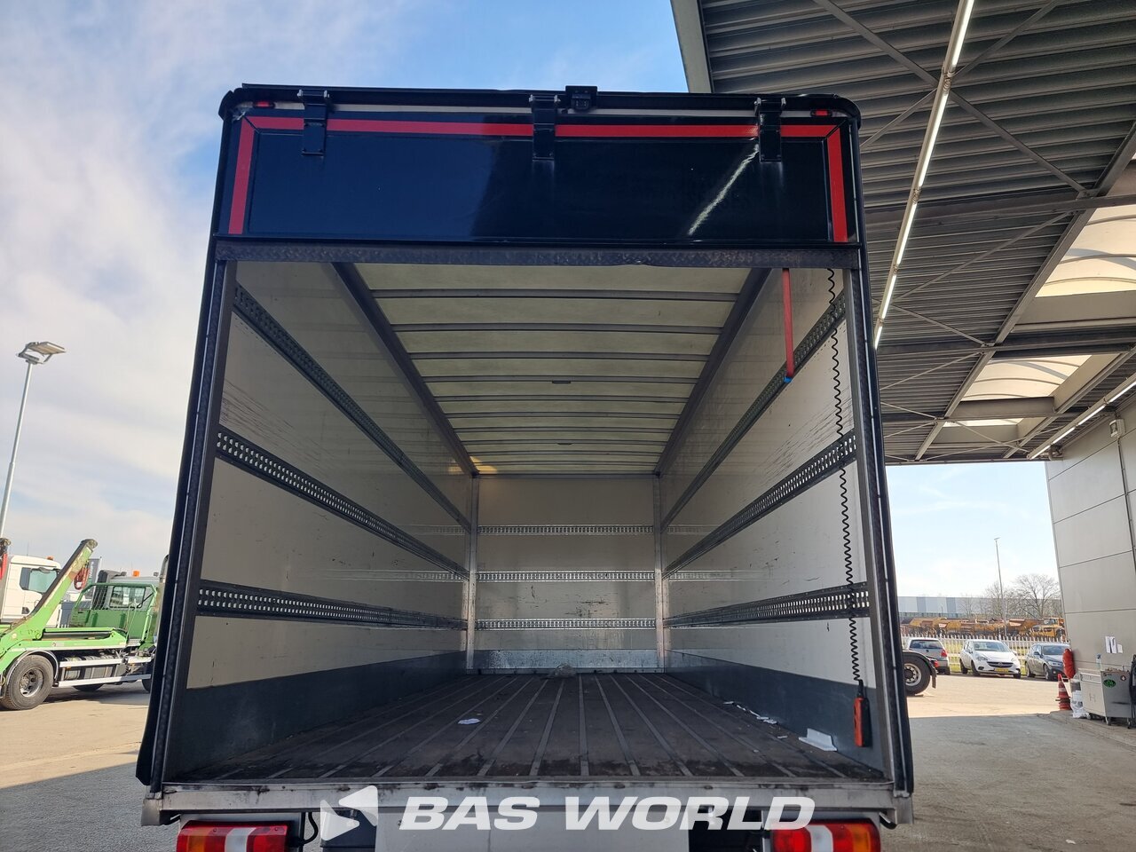 Other : Mercedes Antos 1824 4X2 Van Berkum Carrosseries fourgons