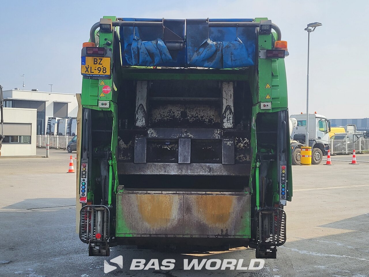 Other : Volvo FE 300 6X2 Geesink Norba Type: GPM III v 20H25 Split II Camion d'ordures