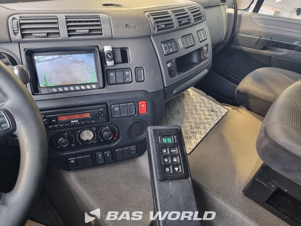 Other : DAF CF 220 4X2 Mol Type: Ecomax 4000 CB Dual Camion d'ordures
