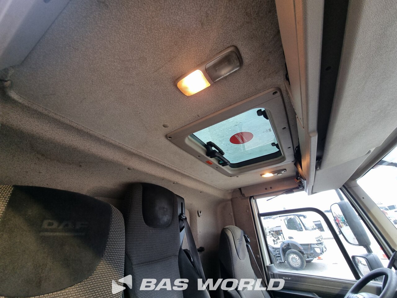 Other : DAF CF 220 4X2 Mol Type: Ecomax 4000 CB Dual Camion d'ordures