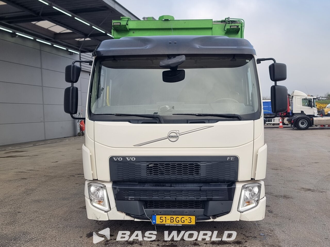 Other : Volvo FE 320 6X2 MOL Cy. NV Type: Pusher IID CB DUAL IID Camion d'ordures