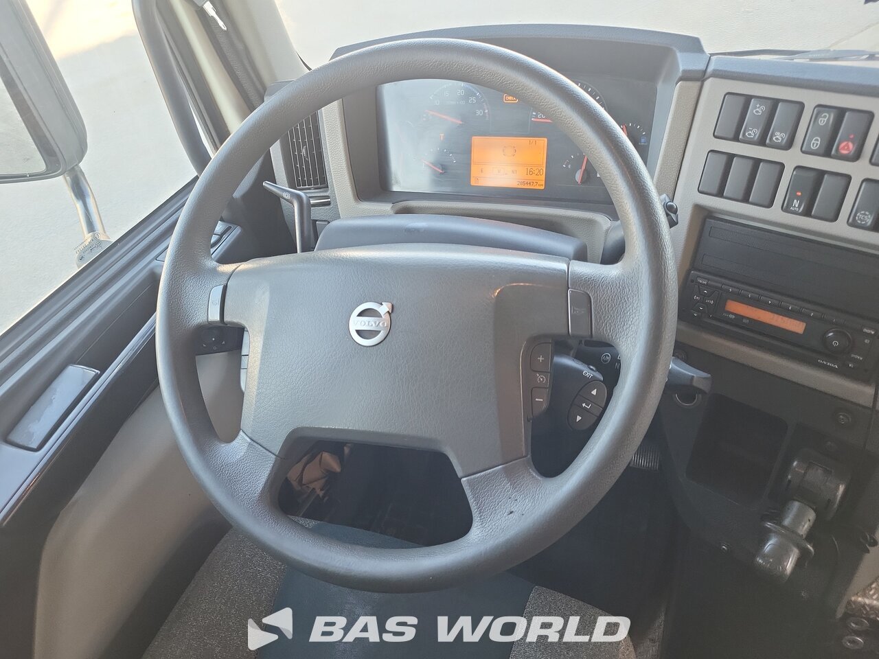 Other : Volvo FE 320 6X2 MOL Type: Pusher IID CB dual IID Camion d'ordures