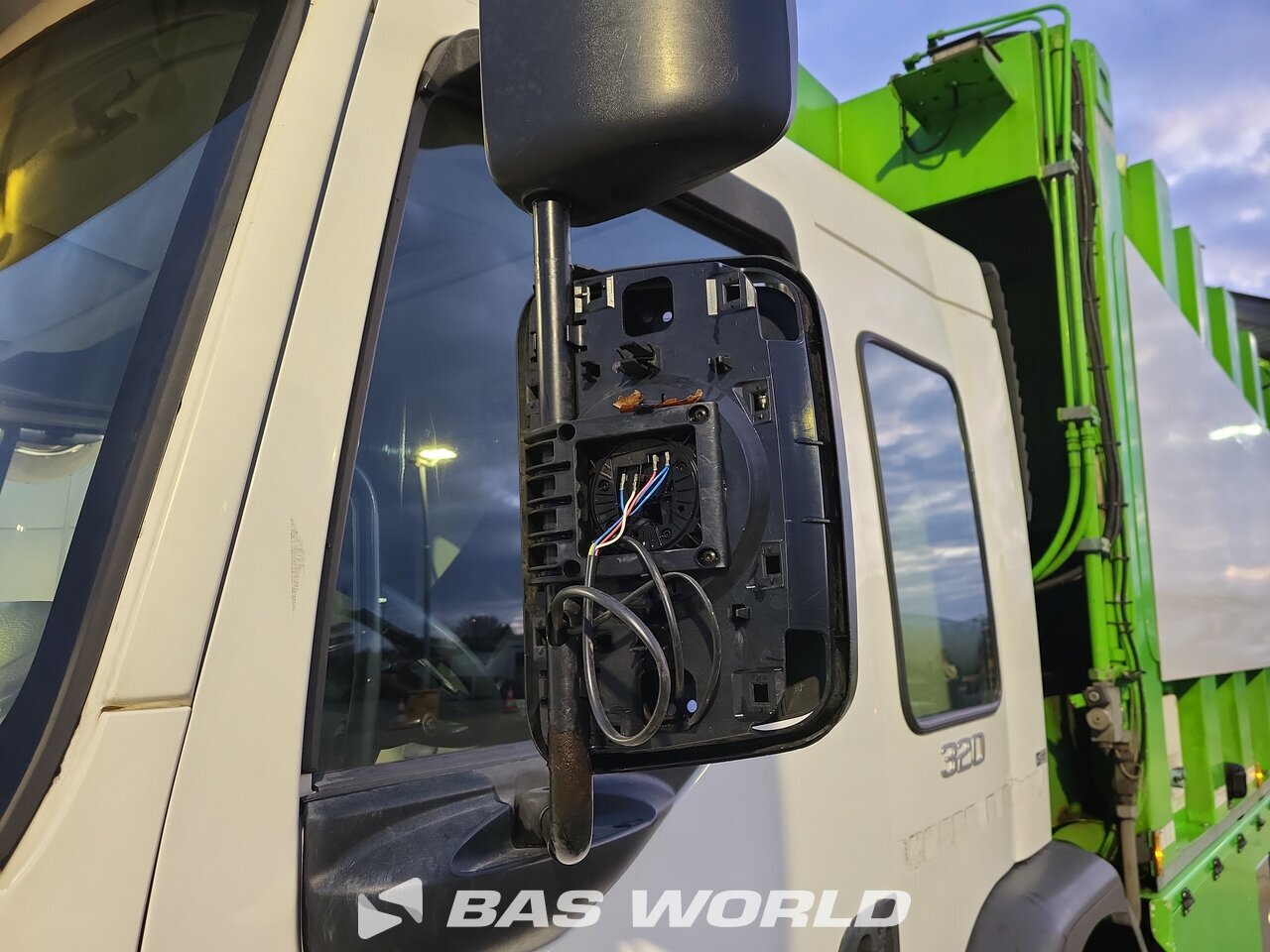 Other : Volvo FE 320 6X2 MOL type Pusher IID CB DUAL IID Camion d'ordures