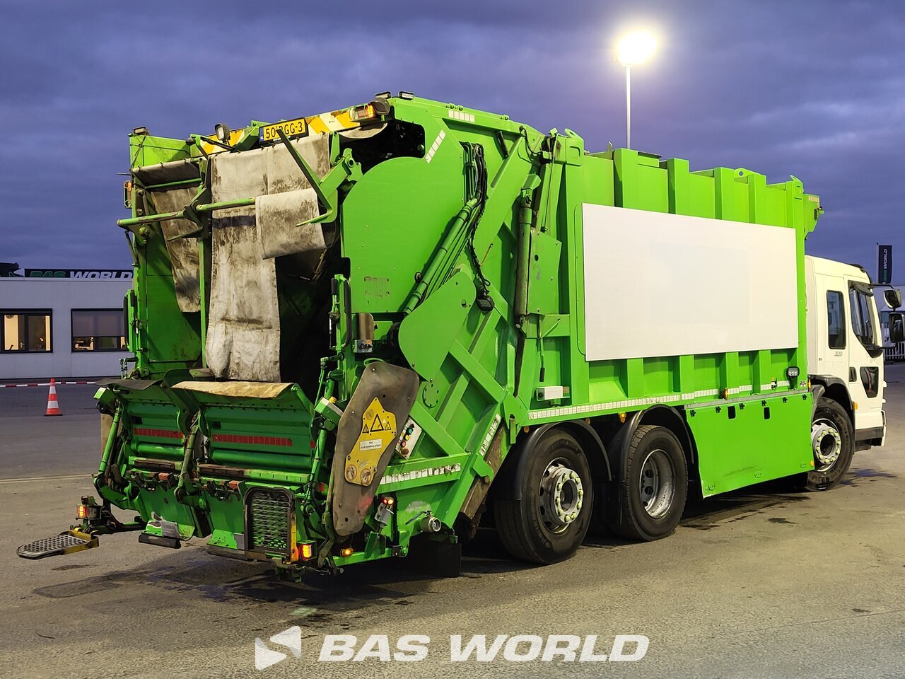 Other : Volvo FE 320 6X2 MOL type Pusher IID CB DUAL IID Camion d'ordures