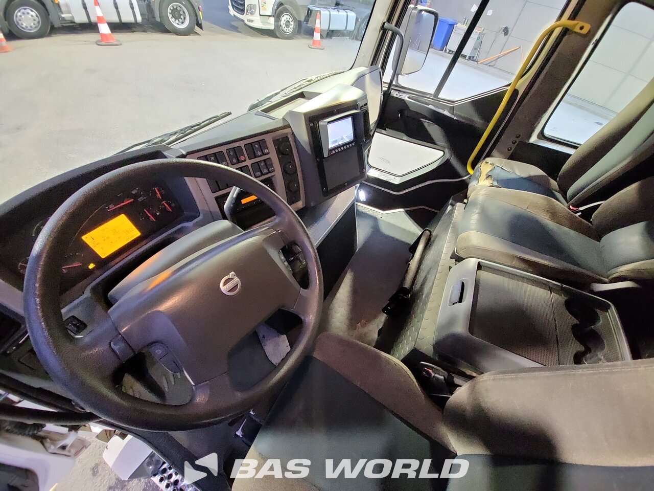 Other : Volvo FE 320 6X2 MOL type Pusher IID CB DUAL IID Camion d'ordures
