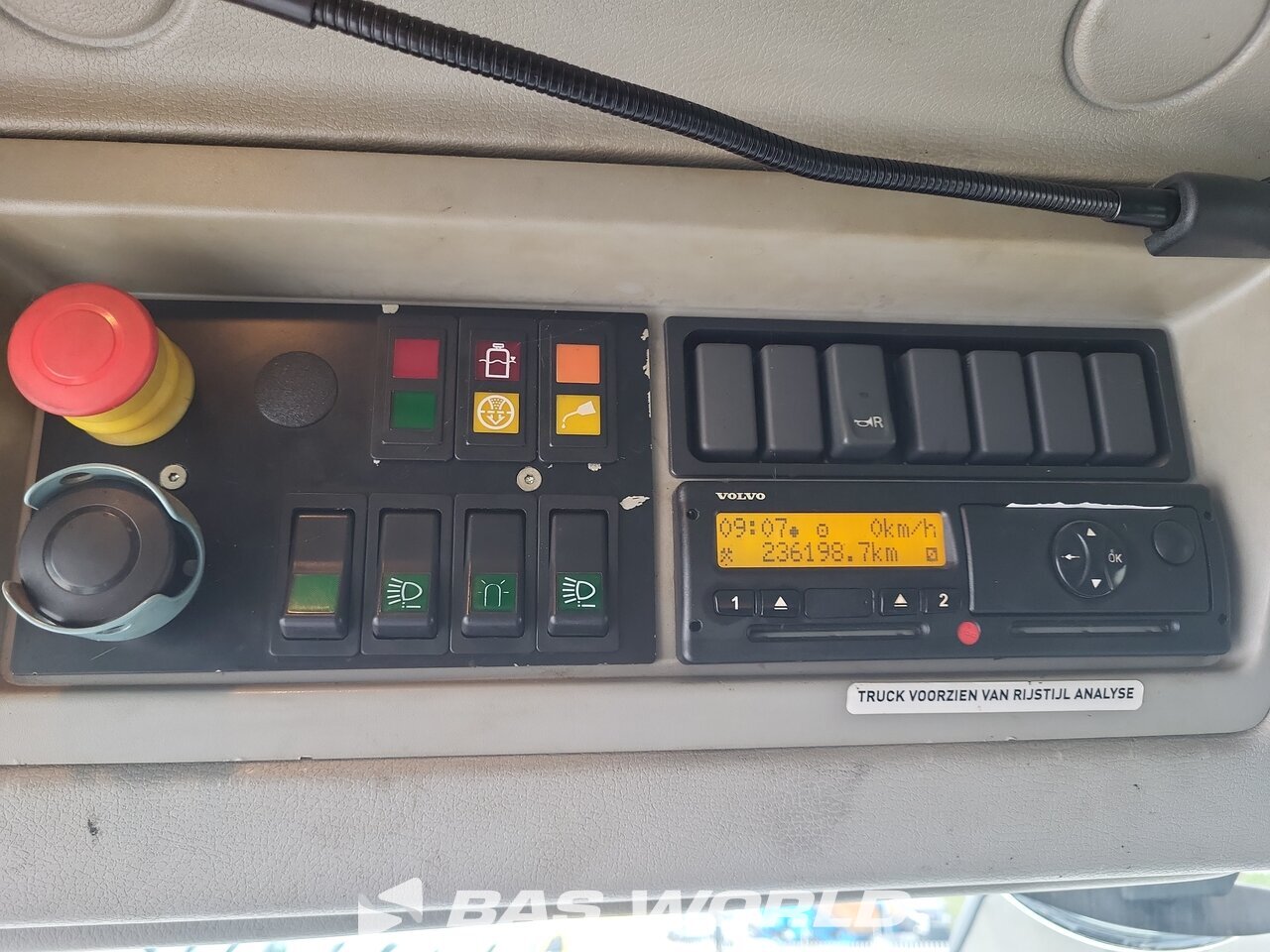 Other : Volvo FE 320 6X2 Mol Type: Pusher IID CB DUAL IID Camion d'ordures