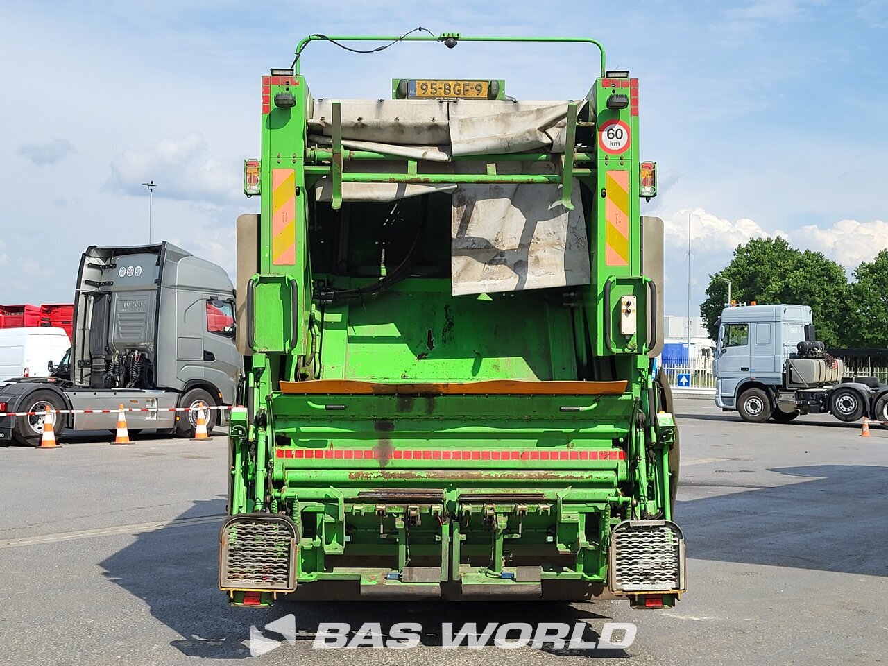 Other : Scania P280 4X2 Mol Ecomax4000 CB Dual Camion d'ordures
