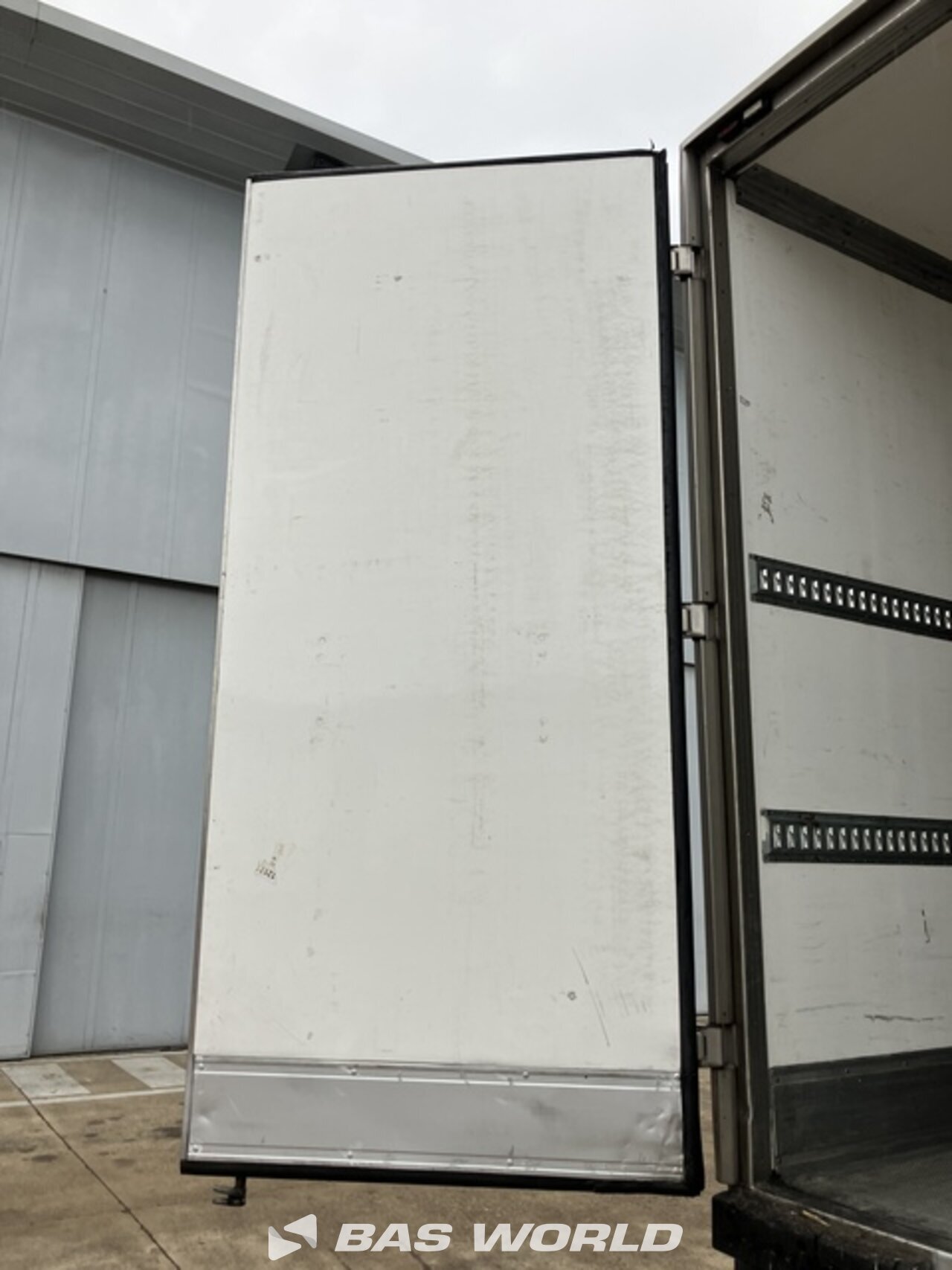 Other : Lecitrailer Carrier Vector 1550 Semi-remorque frigorifique