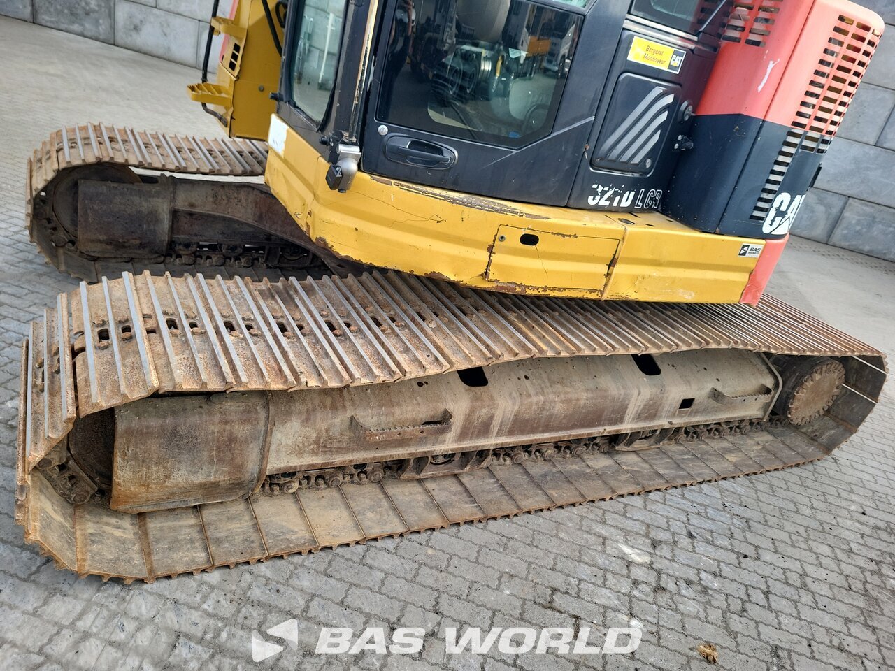 Other : Caterpillar 321 D Pelle sur chenilles