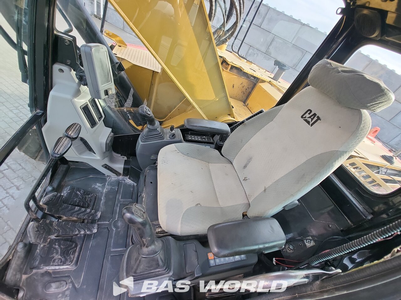 Other : Caterpillar 321 D Pelle sur chenilles