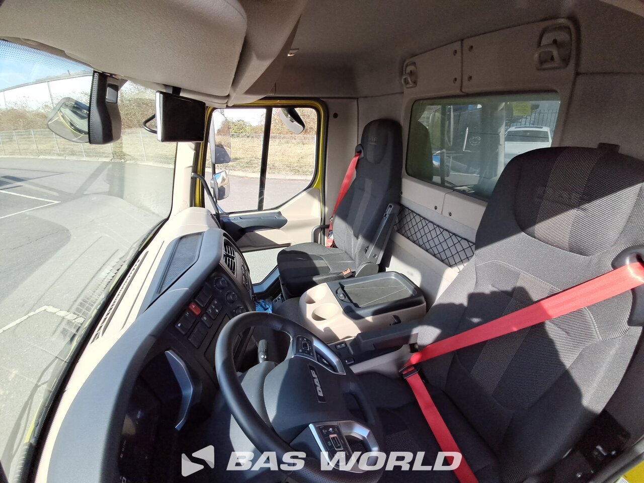 Other : DAF XB 260 4X2 JUNGE Camion rideaux coulissants