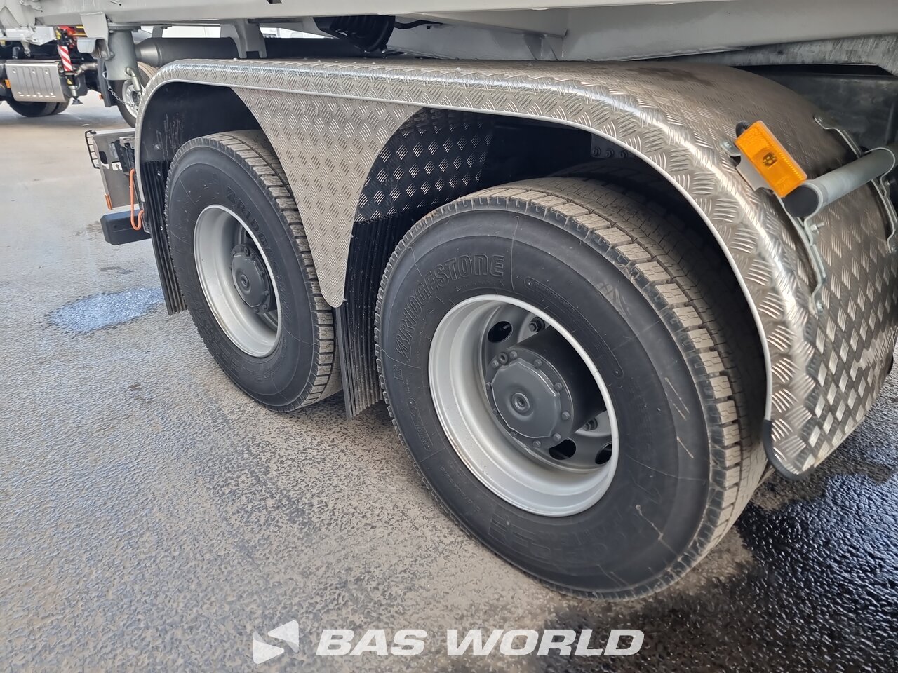 Other : Mercedes Arocs 3348 6X4 Pavic Camion Benne