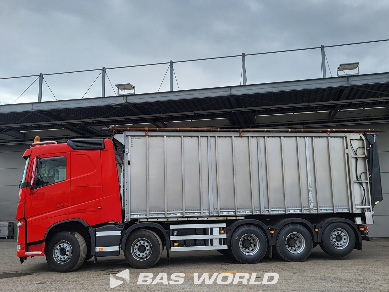 Other : Volvo FH 460 10X4 Fliegl ASA 7300 Camion Benne
