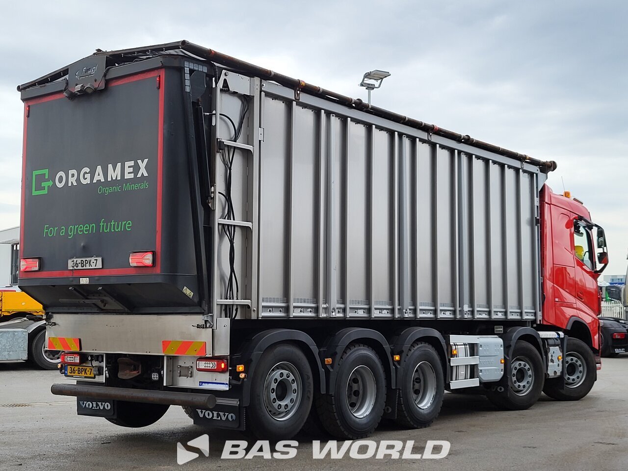 Other : Volvo FH 460 10X4 Fliegl ASA 7300 Camion Benne