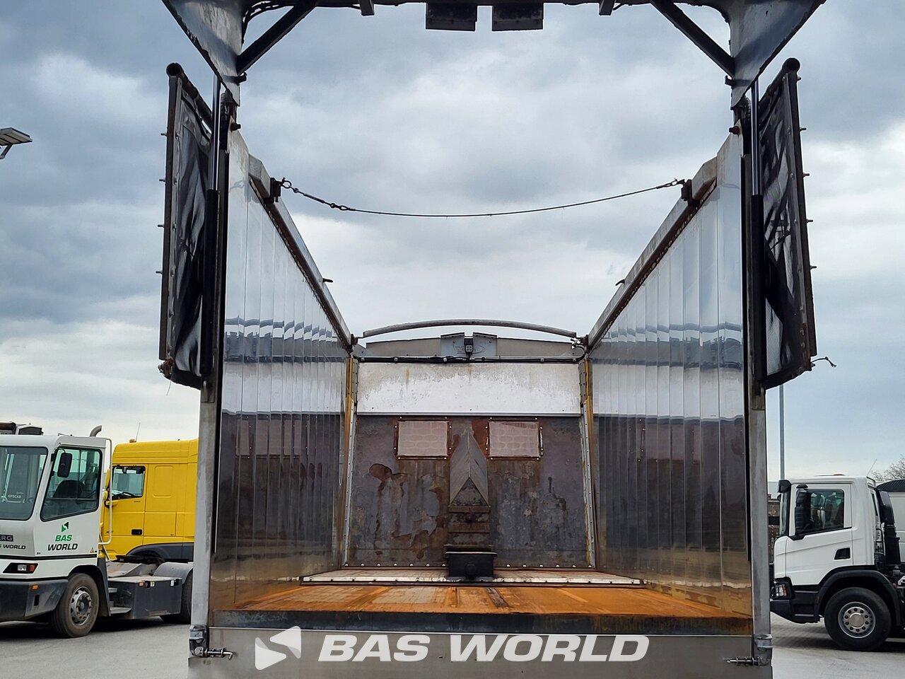 Other : Volvo FH 460 10X4 Fliegl ASA 7300 Camion Benne