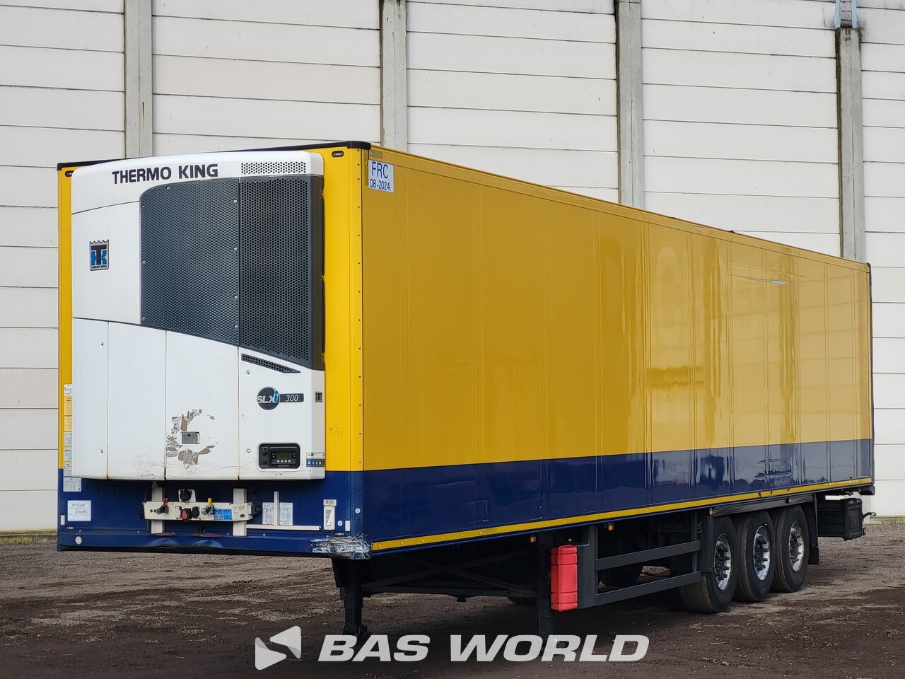 Front left : Schmitz Thermo King SLXI300 Semi-remorque frigorifique