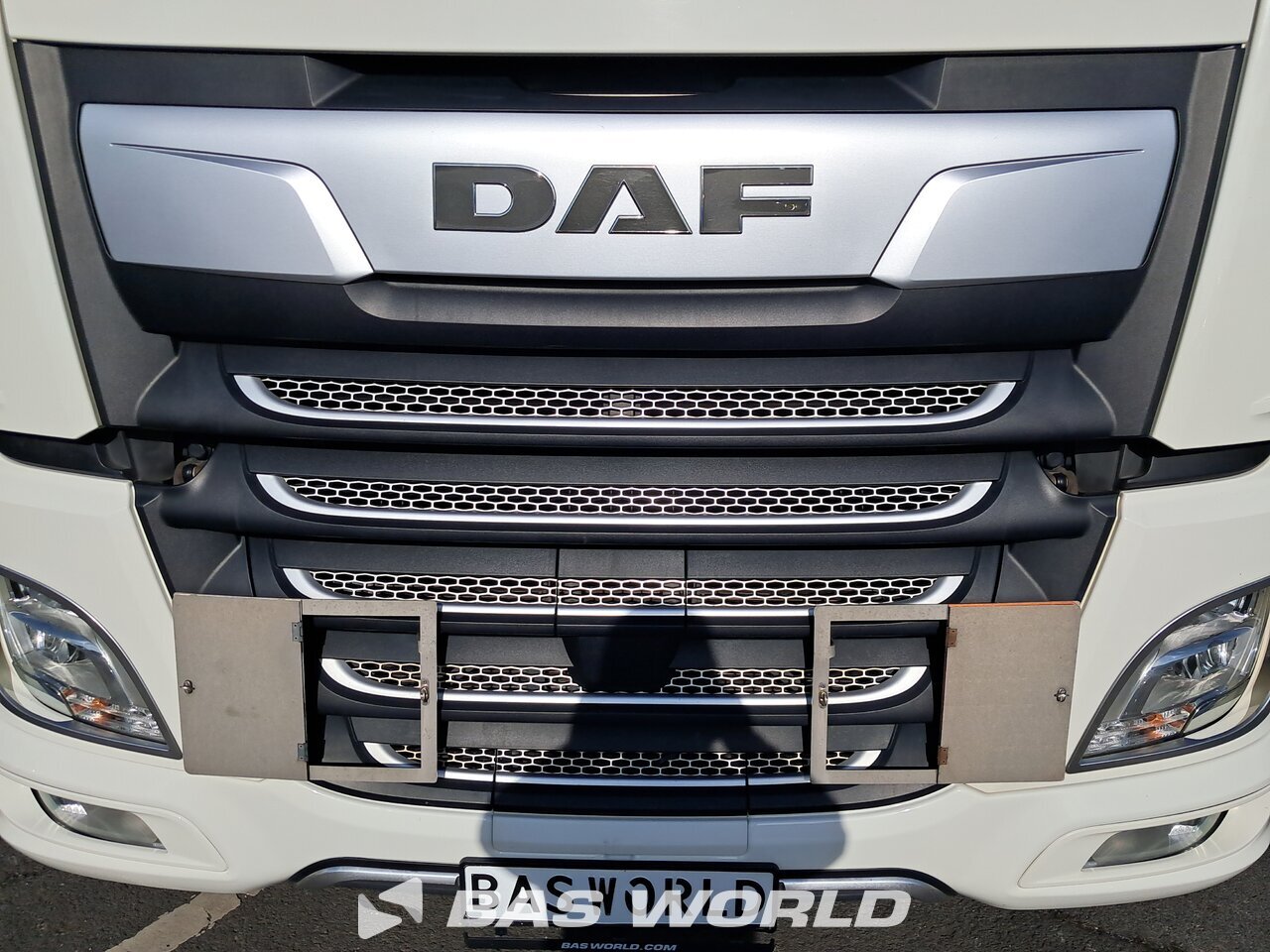 Grille : DAF XF 530 4X2 Tracteur routier