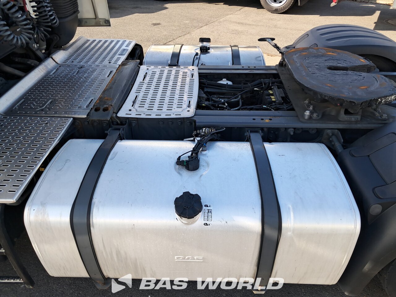 Fuel tanks : DAF XF 530 4X2 Tracteur routier