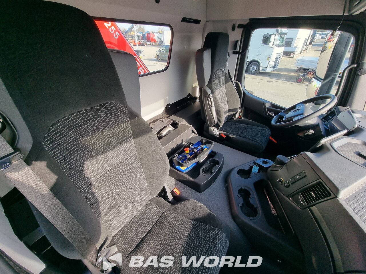 Other : Mercedes Arocs 3348 Caminhão Basculante