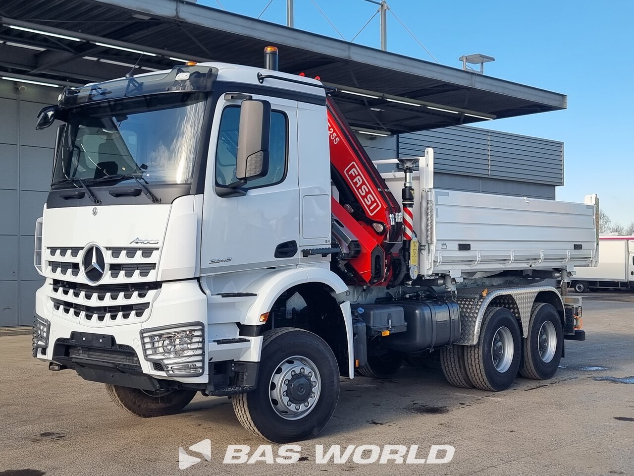 Other : Mercedes Arocs 3348 Caminhão Basculante