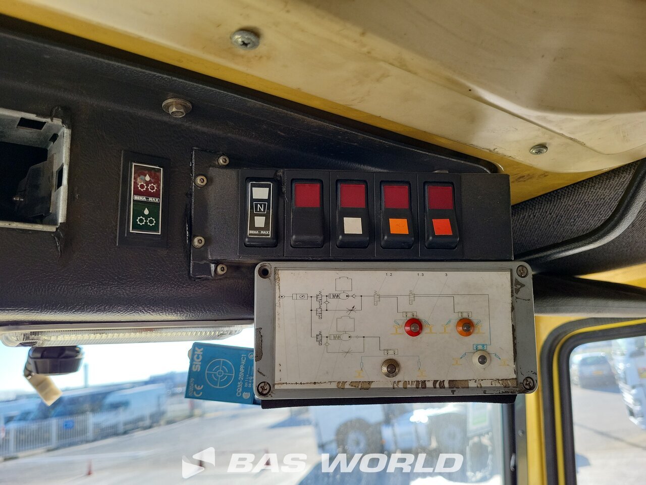 Other : Mercedes Unimog 1650 4X4 Assaloni camion aspirateur
