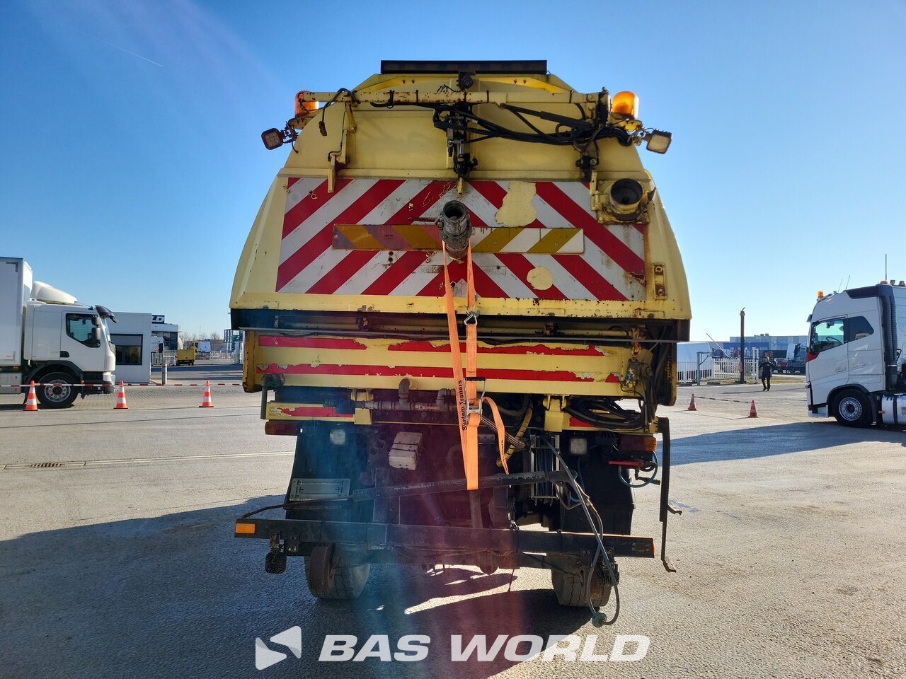 Other : Mercedes Unimog 1650 4X4 Assaloni camion aspirateur