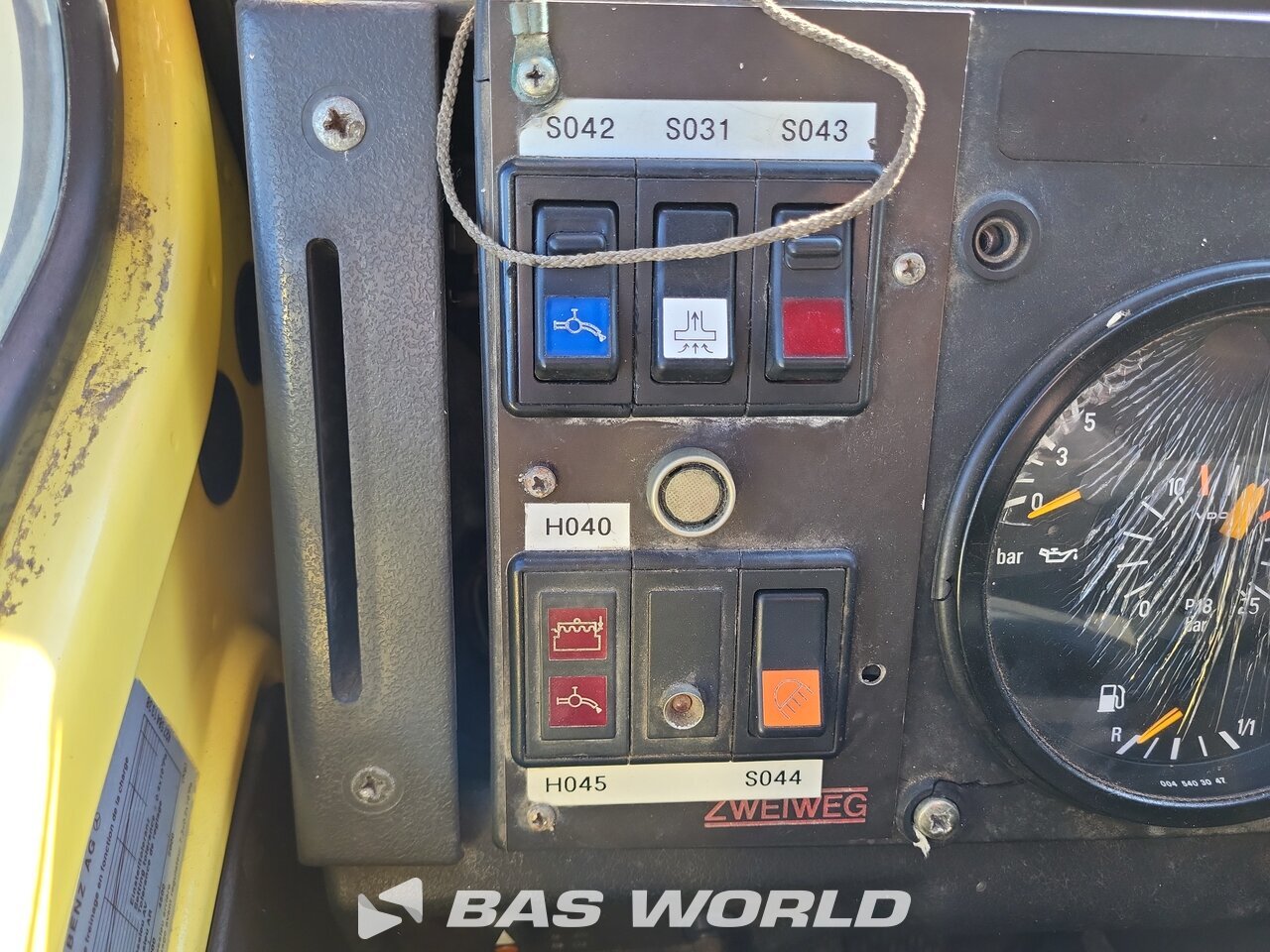 Other : Mercedes Unimog 1650 4X4 Assaloni camion aspirateur
