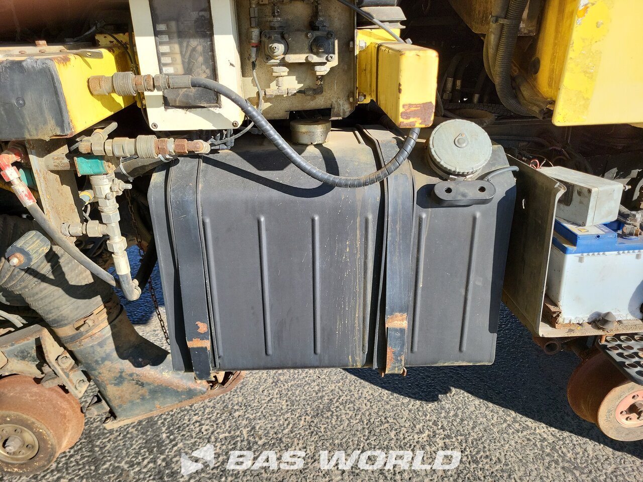 Other : Mercedes Unimog 1650 4X4 Assaloni camion aspirateur