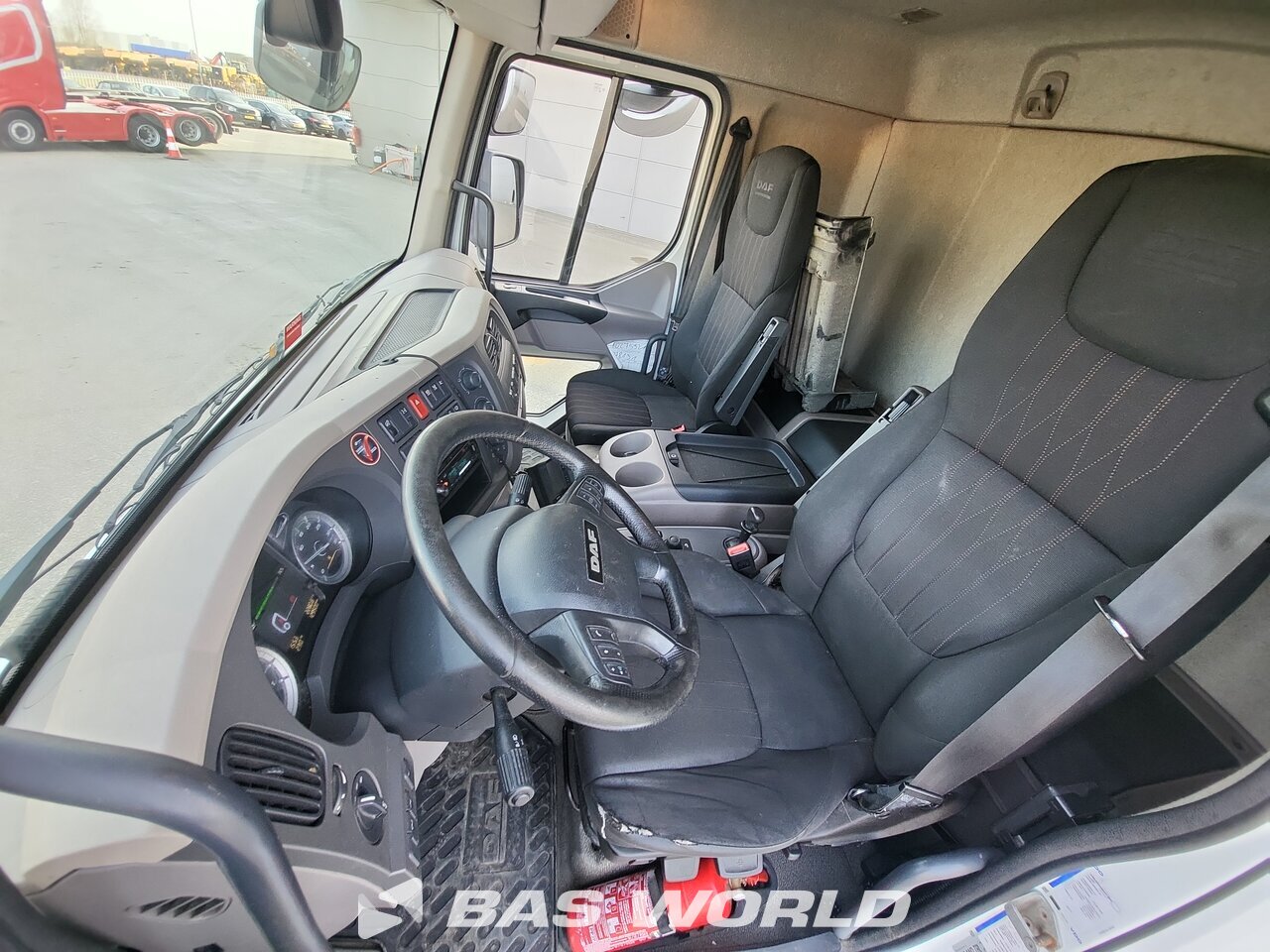 Other : DAF LF 290 4X2 PLS Truck Bodies Carrosseries fourgons