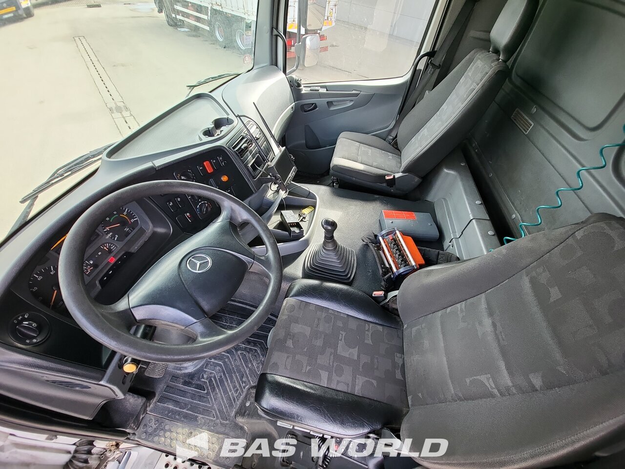 Other : Mercedes Axor 2536 6X2 Camion plateaux