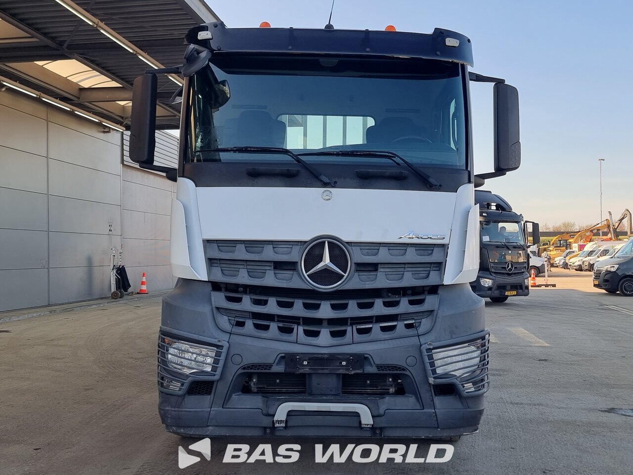 Other : Mercedes Arocs 2636 6X4 Camion plateaux