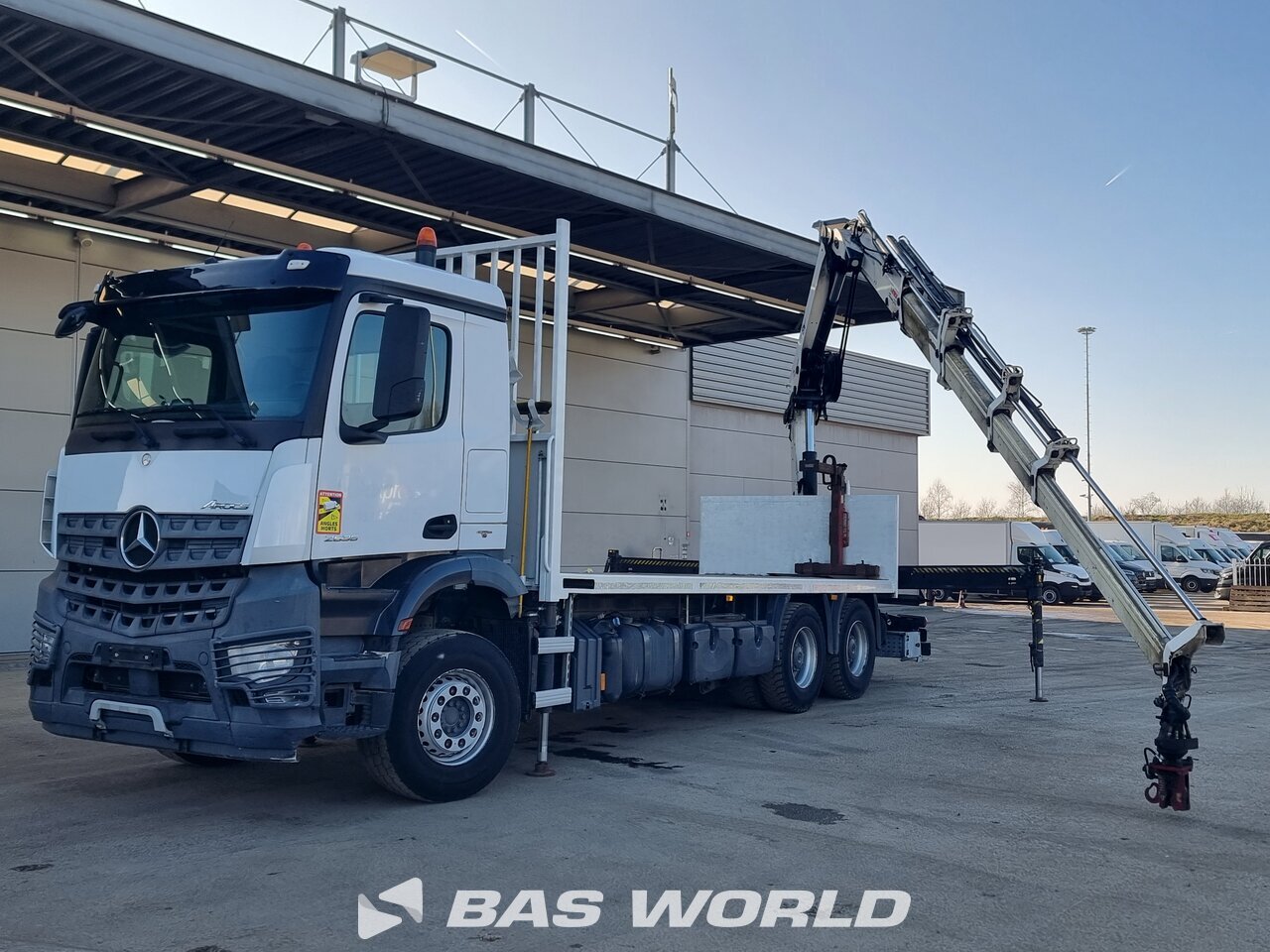 Other : Mercedes Arocs 2636 6X4 Camion plateaux