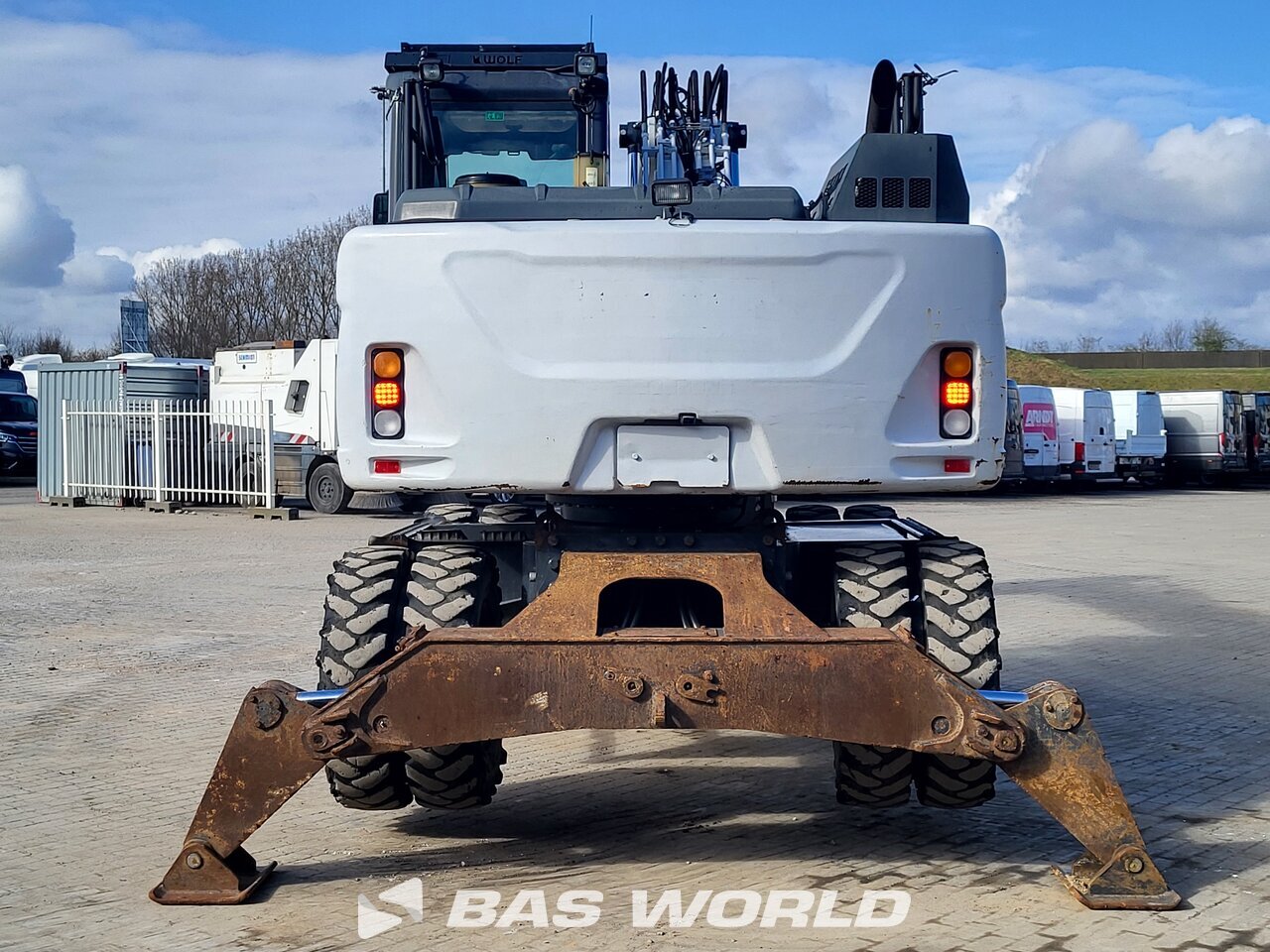 Other : Doosan DX170 W-5 Pelle sur pneus