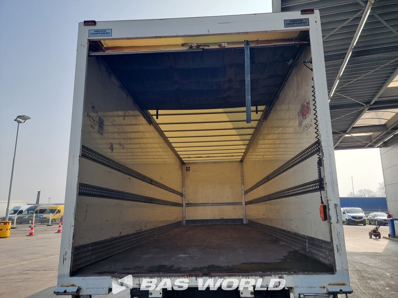 Other : Renault D 280 4X2 Grosse Equipment Carrosseries fourgons