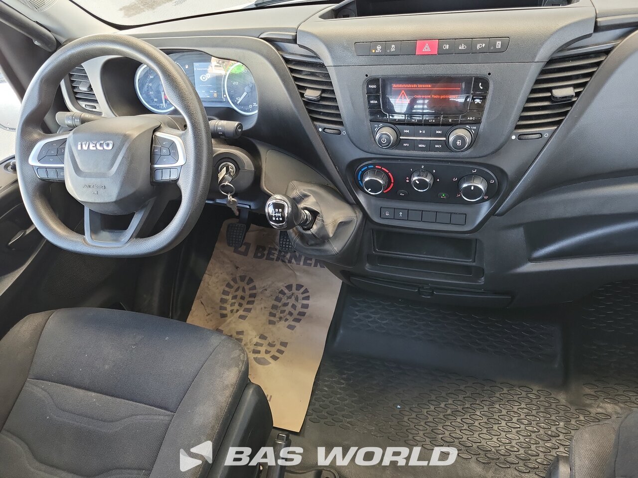 Other : Iveco Daily 35C16 Benne