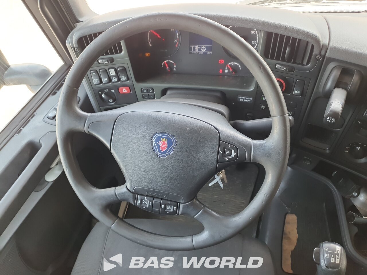 Other : Scania R480 8X2 Camion plateaux